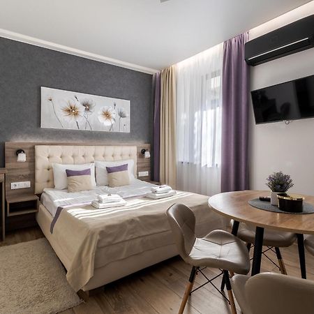 Demar Apart Violet Lviv Exterior photo